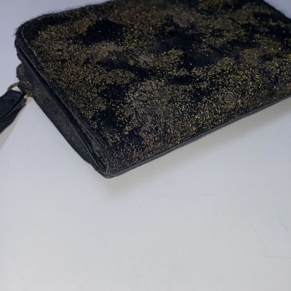 Gold Sparkly Wristlet   - Picture 7 of 9